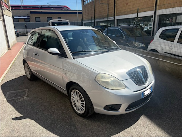 Lancia Ypsilon 1.2 Benzina